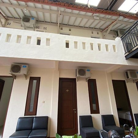 Jatiwinangun Homestay Near Gor Satria Purwoketo Mitra Reddoorz Purwokerto Exterior foto