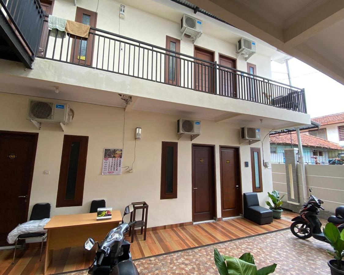 Jatiwinangun Homestay Near Gor Satria Purwoketo Mitra Reddoorz Purwokerto Exterior foto